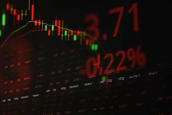 西方投资者在缺席三年之后开始涌入黄金市场